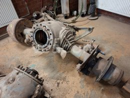 Online aukce:   DRUHÁ ZADNÍ NÁPRAVA (POSLEDNÍ) Z TATRA 815 8X8