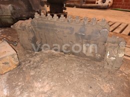 Online aukce:   VSTŘIKOVACÍ ČERPADLO Z TATRA T 815 DESETIVÁLEC