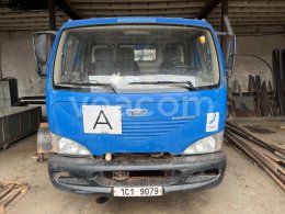 Online aukce: AVIA  D90-N