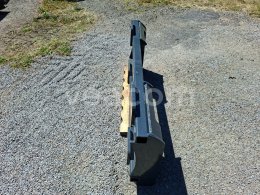 Online aukce:   PŘECHODOVÁ UPÍNACÍ DESKA 114X47 CM PRO NÁŘADÍ KE SMYKOVÉMU NAKLADAČI