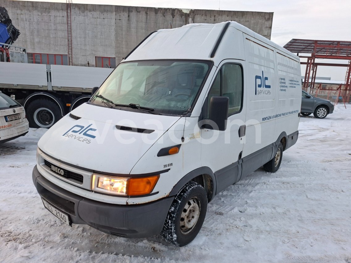 Online auction: IVECO  DAILY 35 S