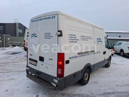 Online auction: IVECO  DAILY 35 S