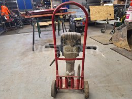 Online aukce: BOSCH  GSH 27 VC