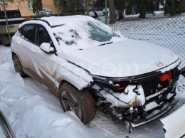 Online aukce: HYUNDAI  KONA