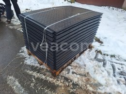 Online aukce:  PŘEJEZDOVÉ PLOTNY 25 KS 77 X 118 CM