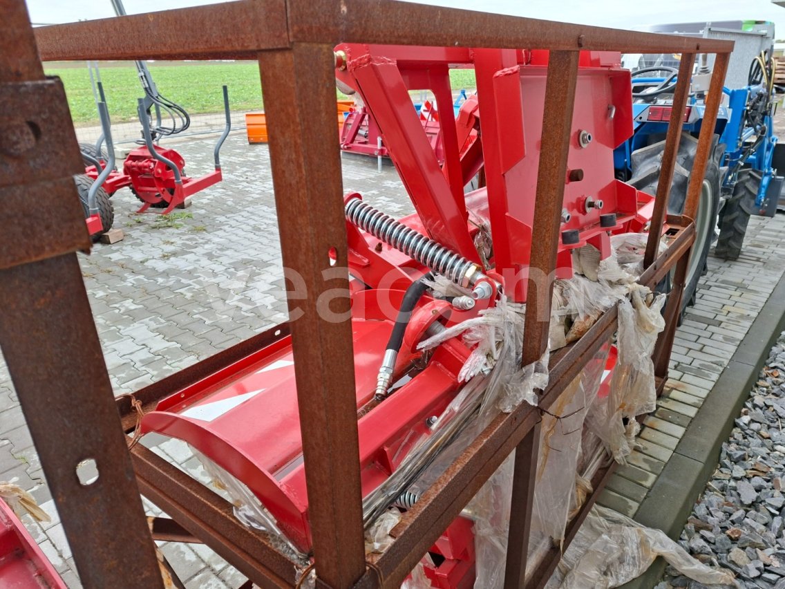 Online auction:   YTO SP 220 T ČELNÍ SNĚHOVÁ RADLICE