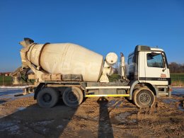 Online auction: MB  ACTROS 3335 6X4 + MIX