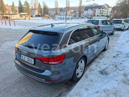 Online auction: AUDI  A4 AVANT QUATTRO S-LINE