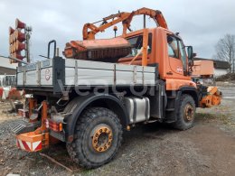 Aukcja internetowa: MERCEDES-BENZ  Unimog U 400 4x4
