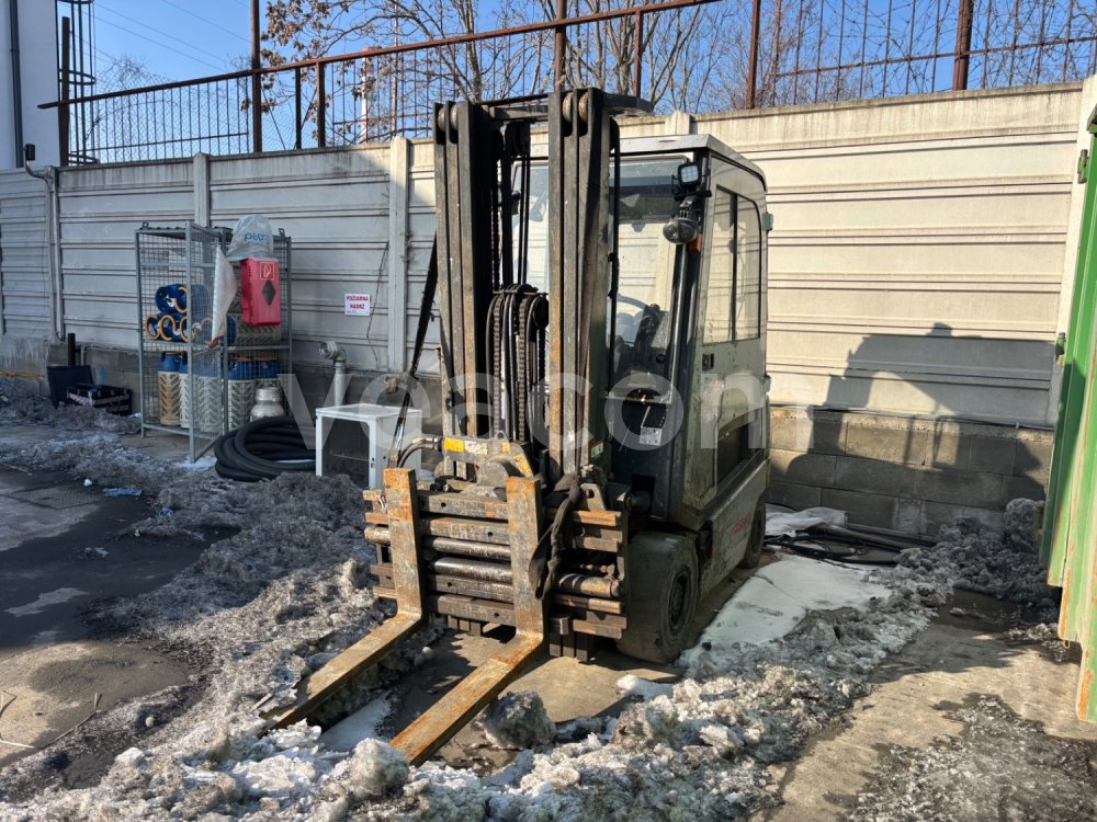 Online aukce: UNICARRIERS  1Q2L25Q