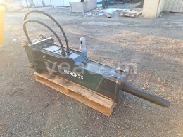 Online árverés:   HEROE 75