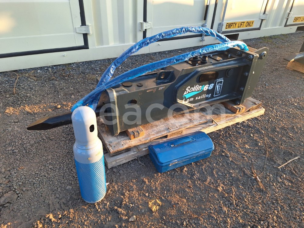 Online árverés:  SAILING 68