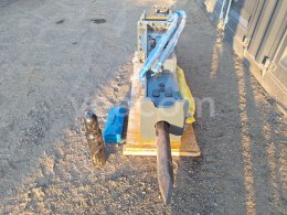 Online árverés:   HEROE 100