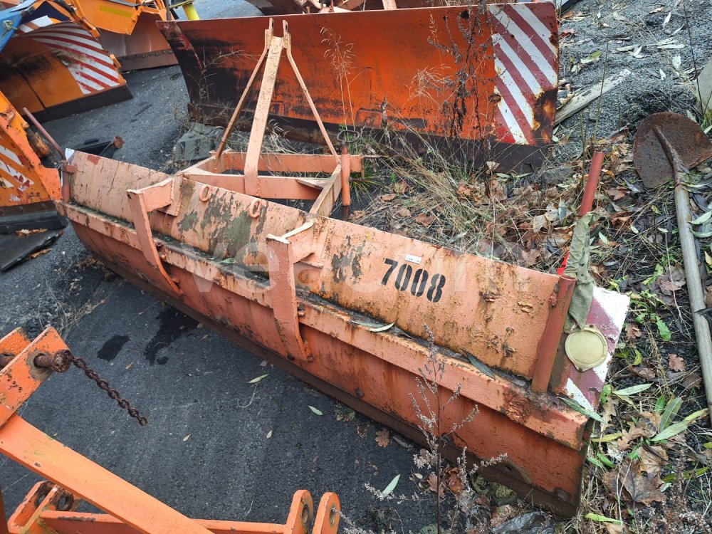 Online aukce:  TRAKTOROVÁ RADLICE ZETOR 7245 (JU 7008)