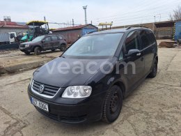 Online aukce: VOLKSWAGEN  TOURAN