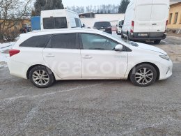 Online-Versteigerung: TOYOTA  AVENSIS