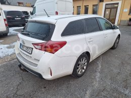 Online-Versteigerung: TOYOTA  AVENSIS