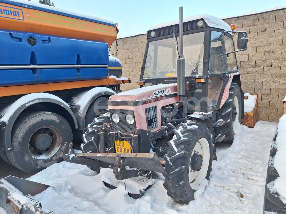 Online aukce: ZETOR  6245 4X4 (JU 4098)