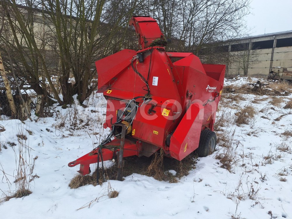 Online árverés: KVERNELAND  TAARUP 853 PRO