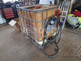 Інтернет-аукціон:   NÁDRŽ NA NAFTU