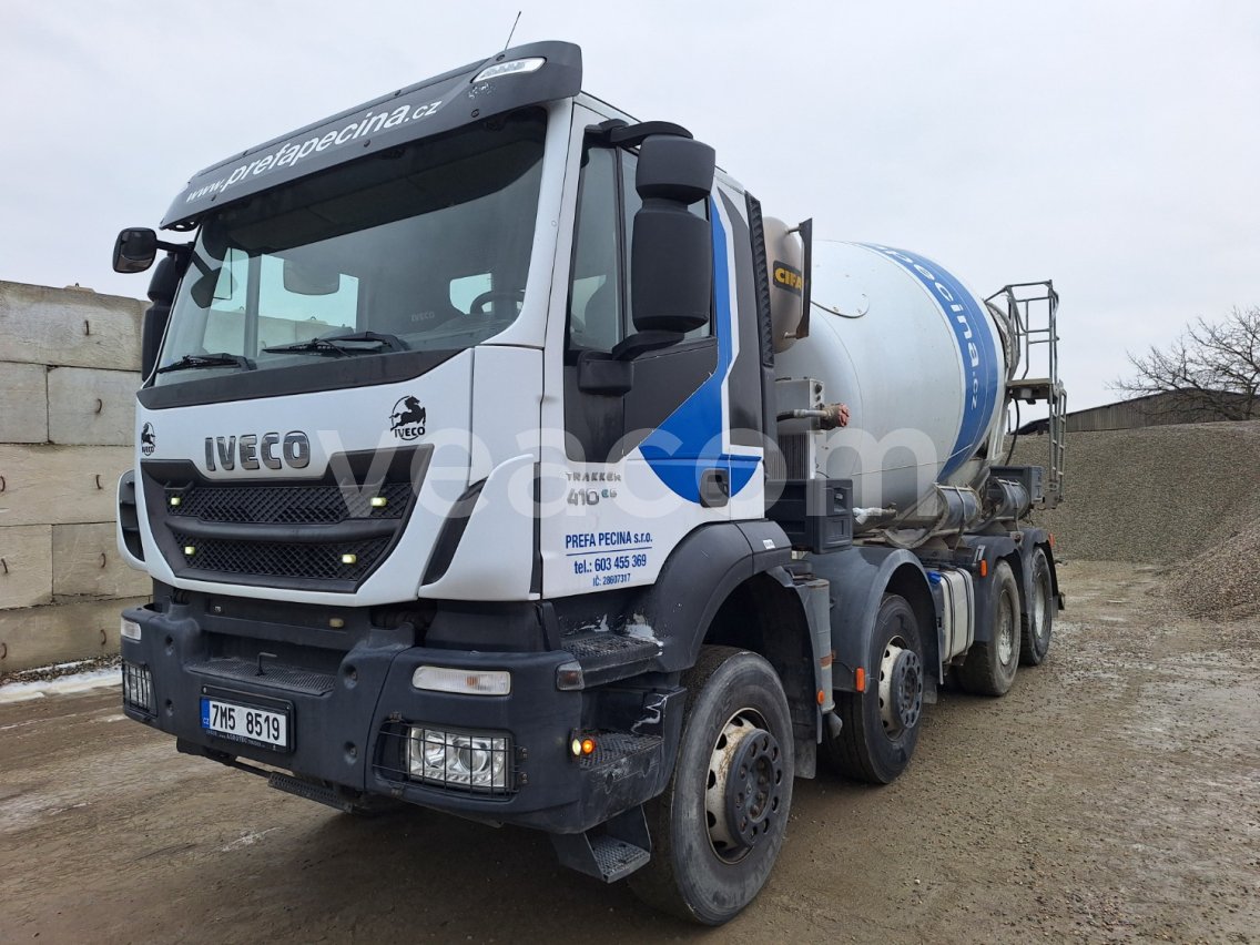 Інтернет-аукціон: IVECO  TRAKKER 410 E5 8X4