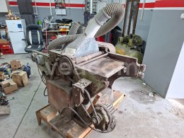 Online-Versteigerung:   HOBLOVACÍ STROJ ŠÍŘKA 50 CM S ODSÁVACÍM ZAŘÍZENÍM