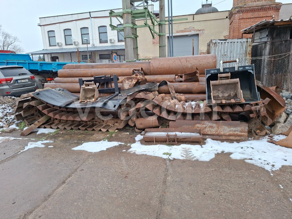 Інтернет-аукціон:   PÁSY NA BULDOZER KOMATSU D 65