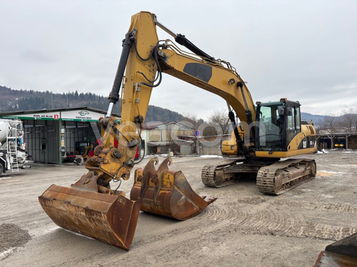 Інтернет-аукціон: CATERPILLAR  323 D