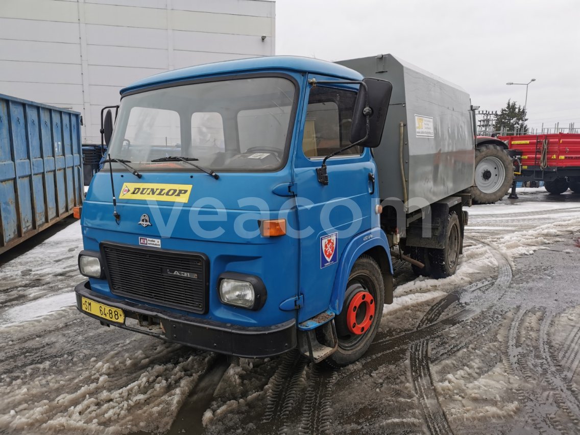 Online auction: AVIA  A 31.1K, S-01
