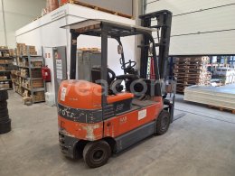 Online aukce: TOYOTA  7FBMF 35