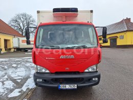 Online aukce: AVIA  D90