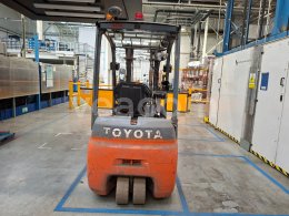 Online-Versteigerung: TOYOTA  8FBET20