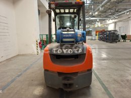 Online-Versteigerung: TOYOTA  02-8FGJF35