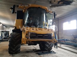 Online aukce: NEW HOLLAND  CX 880