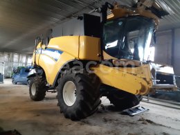 Online aukce: NEW HOLLAND  CX 880