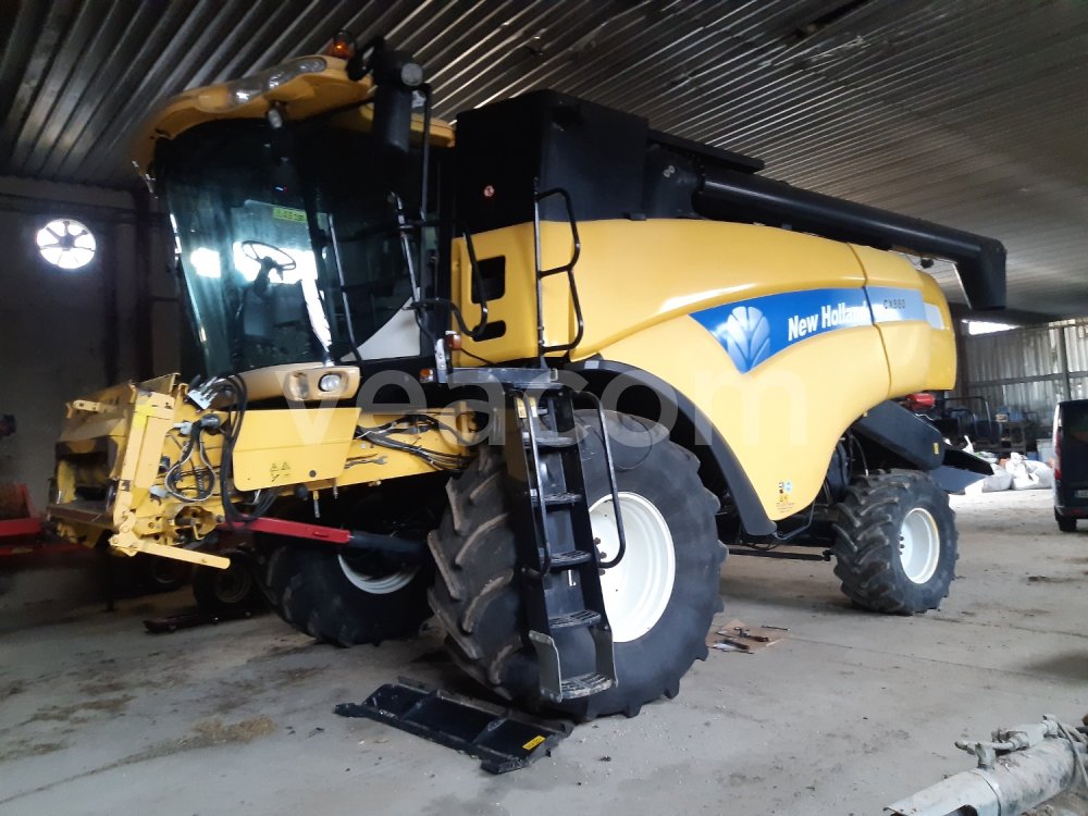 Online aukce: NEW HOLLAND  CX 880