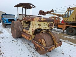 Online-Versteigerung:   SILNIČNÍ VÁLEC JMP R12M