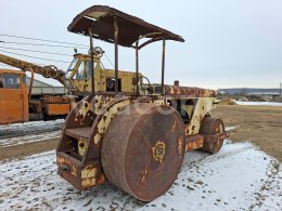 Online-Versteigerung:   SILNIČNÍ VÁLEC JMP R12M