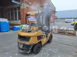 Online aukce: CATERPILLAR  GP 35 N