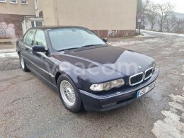 Online aukce: BMW  740