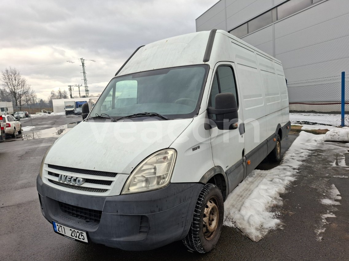 Online aukce: IVECO  DAILY 35S12