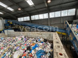 Online aukce:   PÁSOVÝ DOPRAVNÍK S VÝSYPKOU