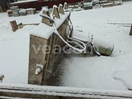 Online-Versteigerung:   STŮL HYDRAULICKÝ Z PKM 12C