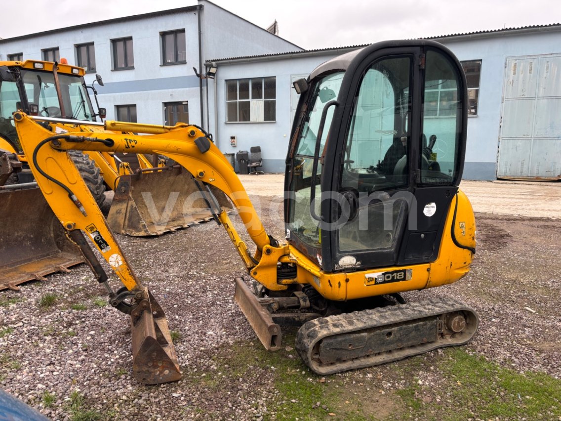 Online aukce: JCB  8018