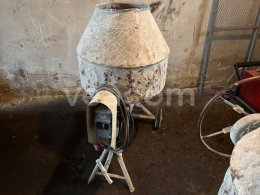 Online-Versteigerung:   MIEŠAČKA 380V