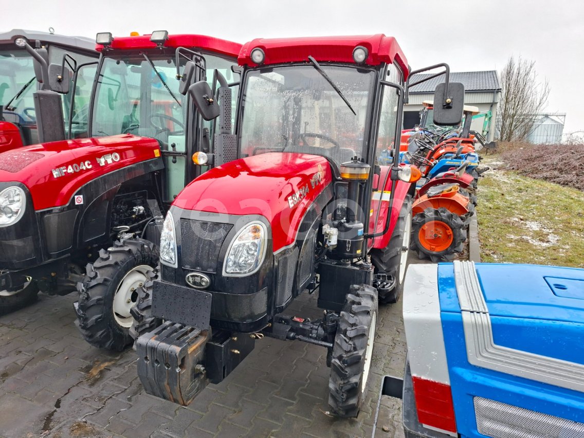 Online aukce:   YTO ESK 304