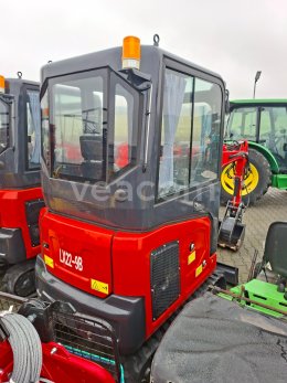 Online aukce:   YTO LX22-9B S KABINOU