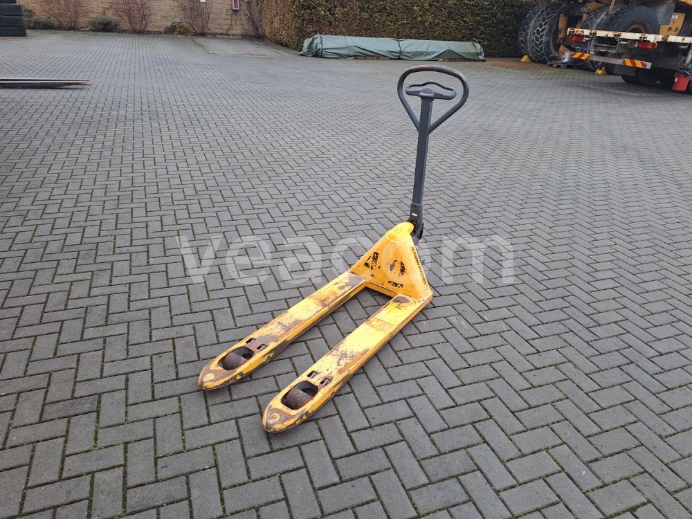 Online-Versteigerung: JUNGHEINRICH  AM 22 - PALETOVÝ VOZÍK