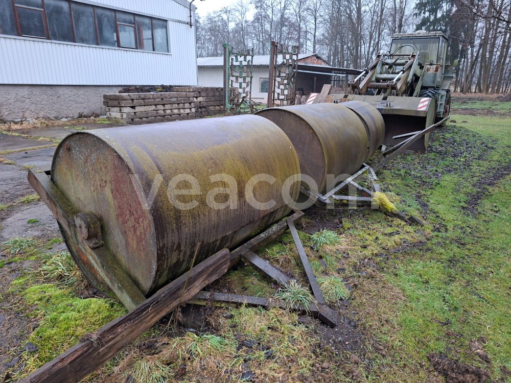 Інтернет-аукціон:  3 KS VÁLCE NA POLE