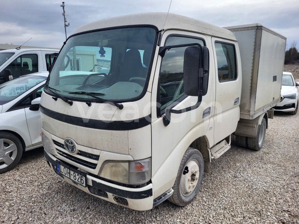 Online auction: TOYOTA  DYNA 150